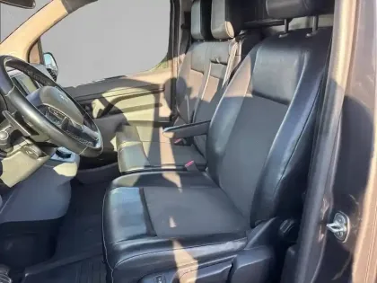 Photo 10 Peugeot Expert Gén. III Ph1 NG Asphalt 1