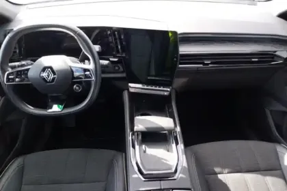 Photo 8 Renault Austral  E-Tech hybrid 200