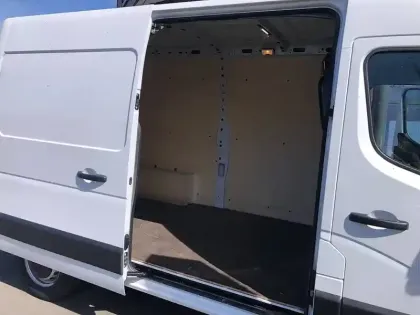 Photo 26 Renault Master  FGN TRAC F3500 L2H2 BLUE DCI 135