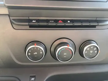 Photo 12 Renault Master Gén. III (F62) Ph3 Evo Confort 4