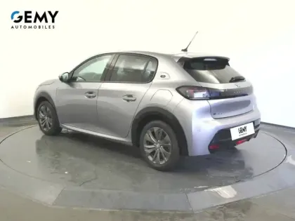 Photo 6 Peugeot 208  Electrique 50 kWh 136ch