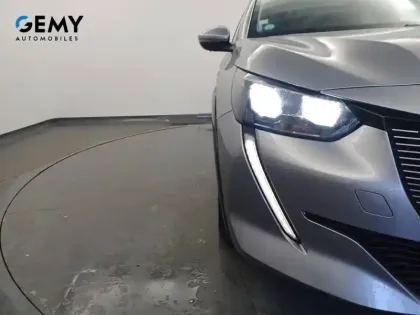 Photo 19 Peugeot 208  Electrique 50 kWh 136ch