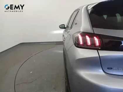 Photo 16 Peugeot 208  Electrique 50 kWh 136ch