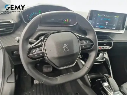 Photo 12 Peugeot 208  Electrique 50 kWh 136ch