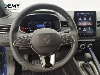 Photo 12 Renault Clio  E-Tech full hybrid 145 ch GSR2