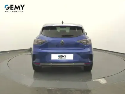 Photo 24 Renault Clio  E-Tech full hybrid 145 ch GSR2