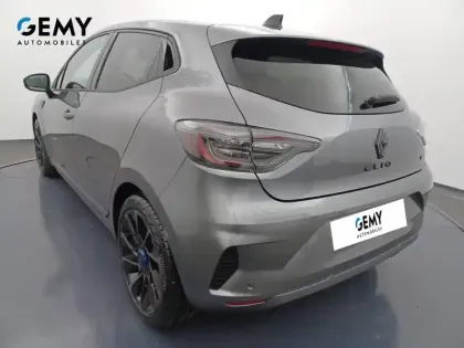 Photo 31 Renault Clio  E-Tech full hybrid 145 ch GSR2