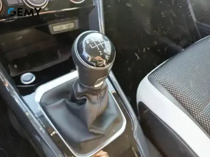 Photo 11 Volkswagen T-roc Gén. I Ph1 Carat 5