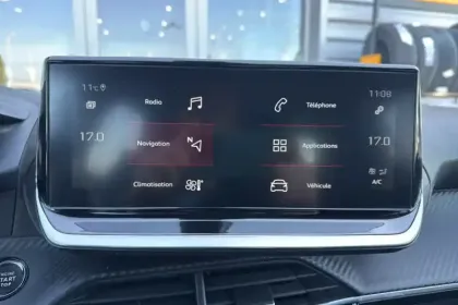 Photo 62 Peugeot 208  BlueHDi 100 S&S BVM6