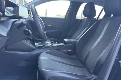 Photo 9 Peugeot 208 Gén. II Ph1 NG Roadtrip 5