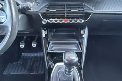 Photo 57 Peugeot 208  BlueHDi 100 S&S BVM6