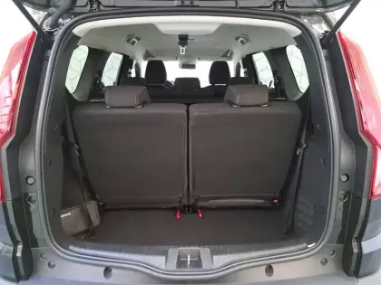 Photo 20 Dacia Jogger  Hybrid 140 7 places GSR2