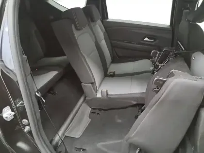 Photo 23 Dacia Jogger  Hybrid 140 7 places GSR2