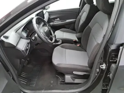 Photo 28 Dacia Jogger  Hybrid 140 7 places GSR2