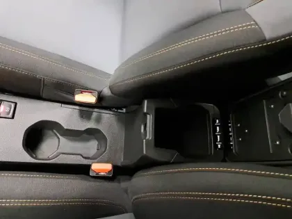 Photo 36 Dacia Jogger  Hybrid 140 7 places GSR2