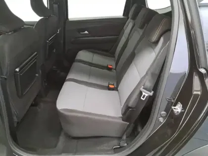 Photo 27 Dacia Jogger  Hybrid 140 7 places GSR2
