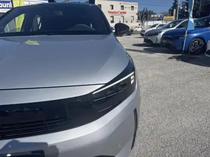 Photo 13 Opel Corsa Gén. VI Ph2 GS 5