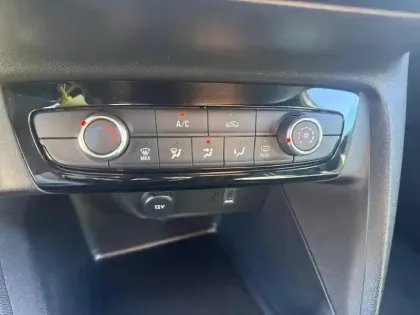 Photo 12 Opel Corsa Gén. VI Ph2 GS 5