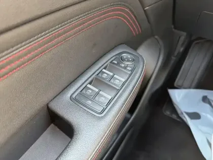 Photo 6 Renault Arkana  E-Tech hybride 145 R.S. Line Fast Track