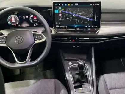 Photo 9 Volkswagen Golf 1.5 TSI EVO2 116 BVM6 VW Edition