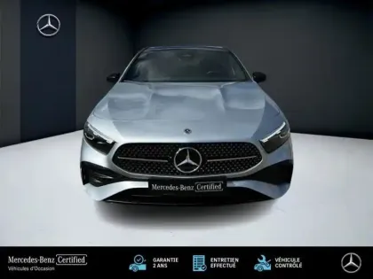 Photo 7 Mercedes Classe A 200 d AMG Line