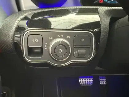 Photo 13 Mercedes CLA  200 d Shooting Brake AMG L