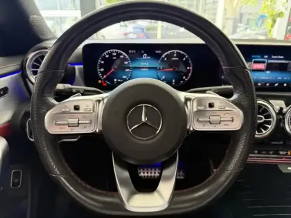 Photo 14 Mercedes CLA  200 d Shooting Brake AMG L