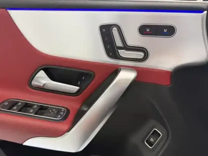 Photo 12 Mercedes CLA  200 d Shooting Brake AMG L