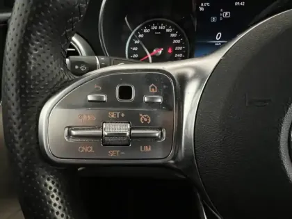 Photo 19 Mercedes Classe C Gén. II (C205) Ph2 AMG Line 2