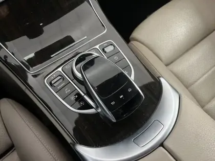 Photo 16 Mercedes Classe C Gén. II (C205) Ph2 AMG Line 2