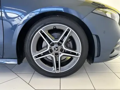 Photo 12 Mercedes Classe A Gén. IV (W177) Ph1 AMG Line 5