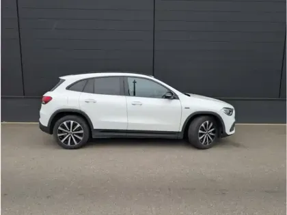 Photo 5 Mercedes GLA 250 e 