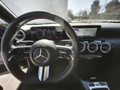 Photo 10 Mercedes Classe A Gén. IV (W177) Ph2 AMG Line 5