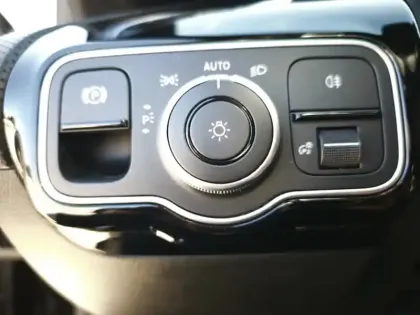 Photo 14 Mercedes Classe A Gén. IV (W177) Ph2 AMG Line 5