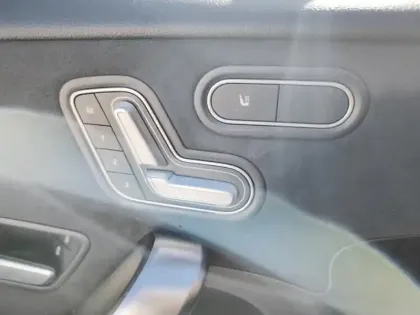 Photo 16 Mercedes Classe A Gén. IV (W177) Ph2 AMG Line 5