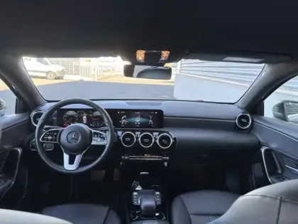 Photo 10 Mercedes Classe A Gén. IV (W177) Ph2 Progressive Line 5