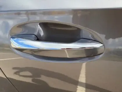 Photo 12 Mercedes Classe A 200 d AMG Line