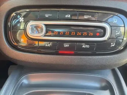 Photo 18 Smart Fortwo Gén. III Ph1 passion 3