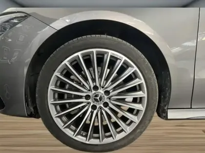 Photo 8 Mercedes CLA  250 e Hybrid EQ Shooting B