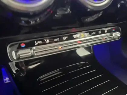 Photo 18 Mercedes CLA  250 e Hybrid EQ Shooting B