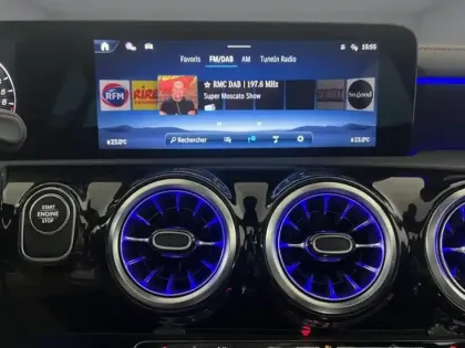 Photo 11 Mercedes CLA  250 e Hybrid EQ Shooting B