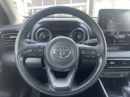 Photo 14 Toyota Yaris Hybride 116h Design