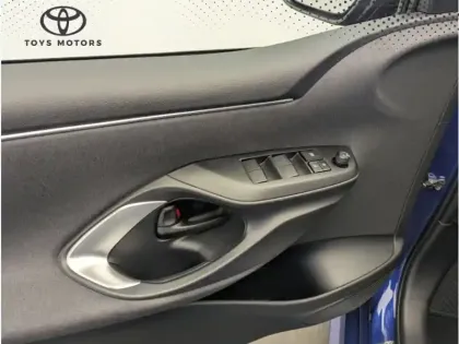 Photo 6 Toyota Yaris Hybride 116h Design