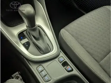 Photo 17 Toyota Yaris Hybride 116h Design