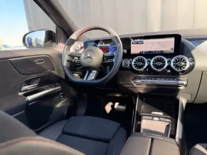 Photo 7 Mercedes EQA 250+ AMG Line