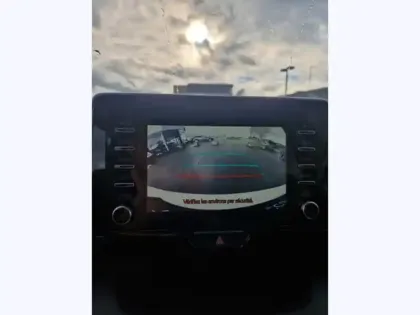 Photo 18 Toyota Yaris Hybride 116h Dynamic 1.5 116 ch