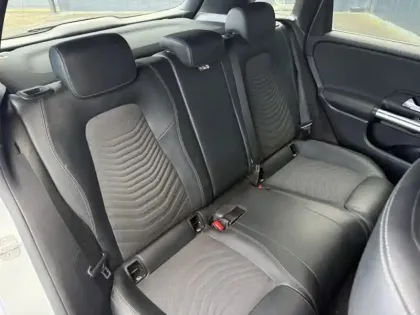 Photo 9 Mercedes Classe B 200 d Progressive Line