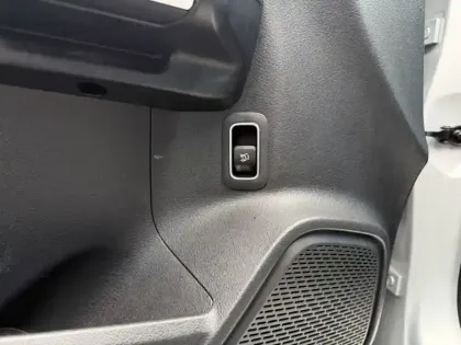 Photo 18 Mercedes Classe B 200 d Progressive Line