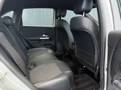 Photo 10 Mercedes Classe B 200 d Progressive Line