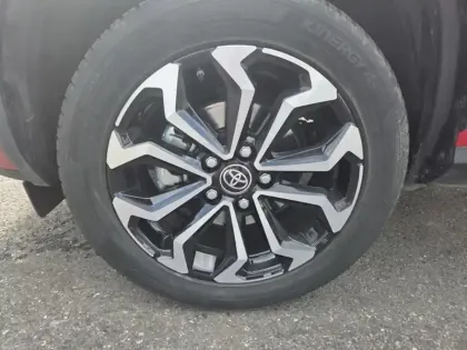 Photo 8 Toyota Yaris Hybride 116h Design